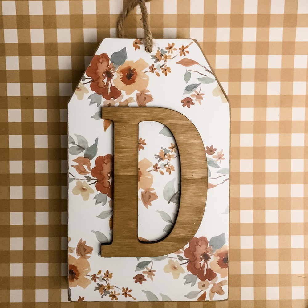 8” Monogrammed Wood Tabletop Fall Foliage Tag By Ashland - Letter D
